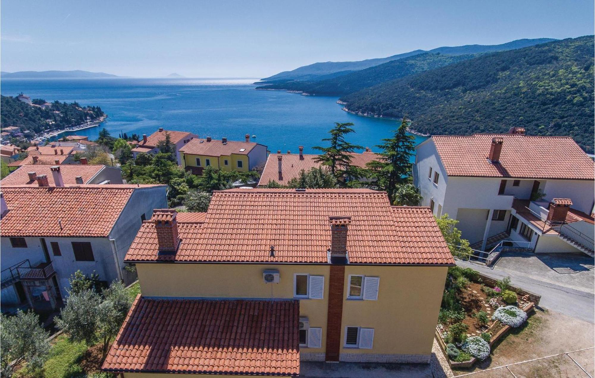 Amazing Apartment In Rabac With Wifi Raša 外观 照片