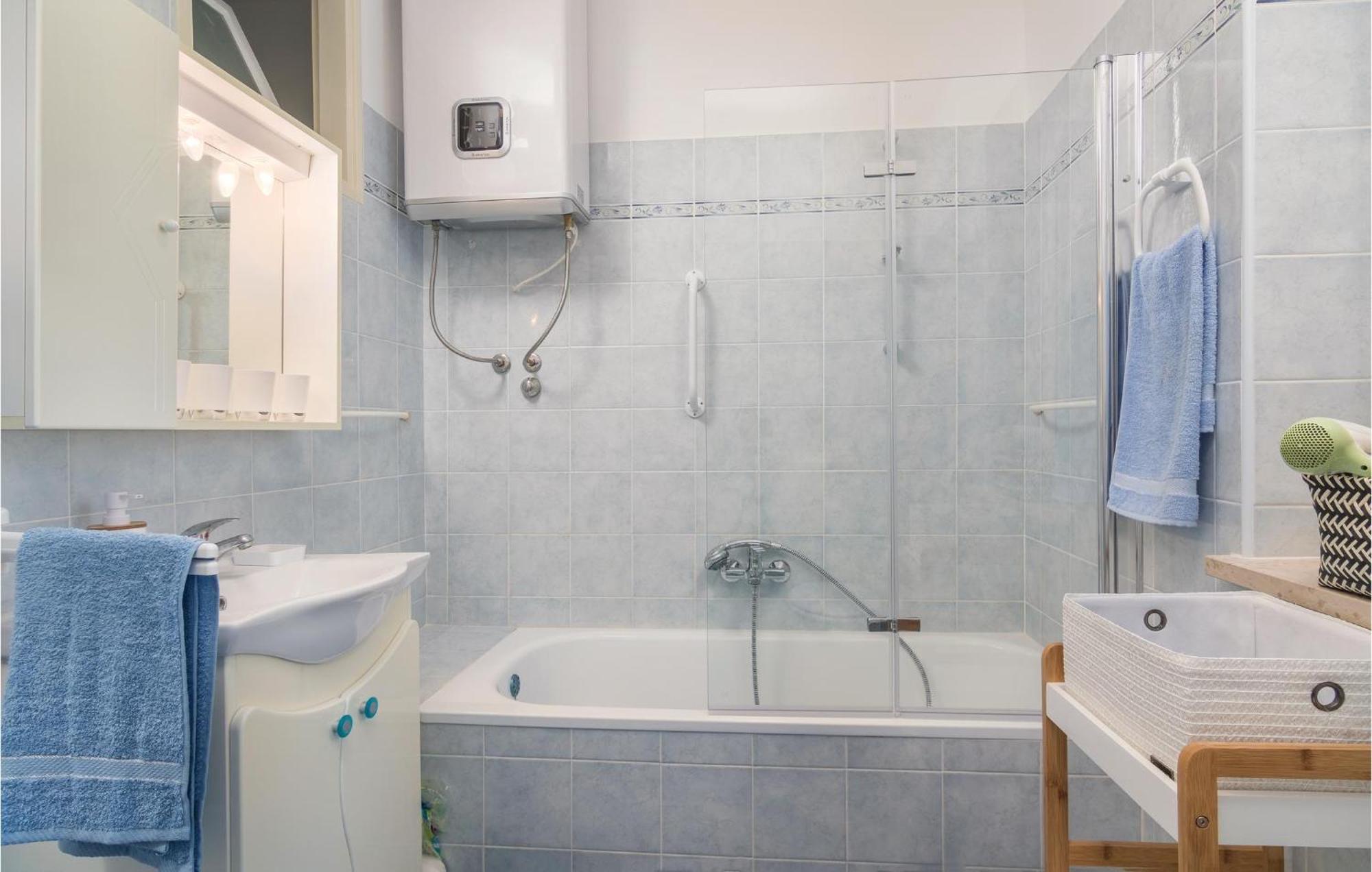 Amazing Apartment In Rabac With Wifi Raša 外观 照片